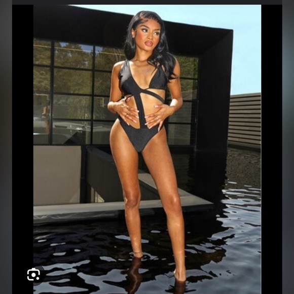 Strappy Monokini One Piece Swimsuit (ASOS Public Desire) NEW WITH TAGS - US 6 - Picture 2 of 6